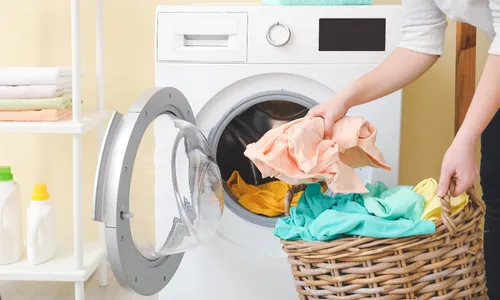 Respeite a quantidade de roupas por ciclo